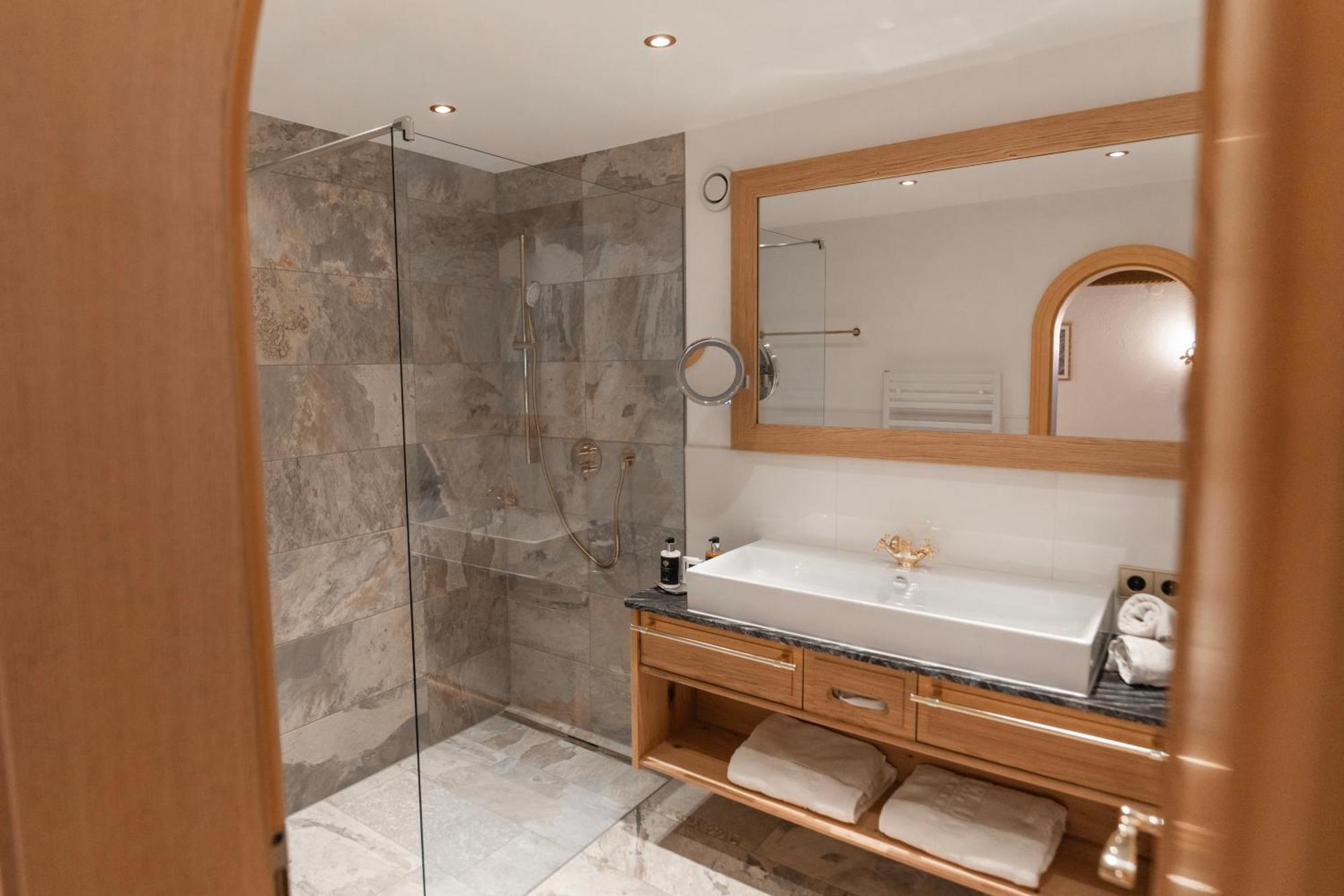 Hotel Ulli Zürs Εξωτερικό φωτογραφία